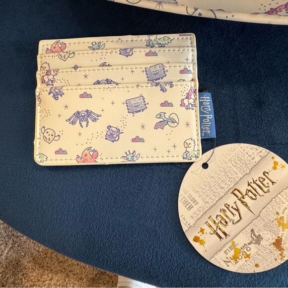 NWT Loungefly Harry Potter Chibi Magical Creatures Mini Backpack & Cardholder - Picture 8 of 10